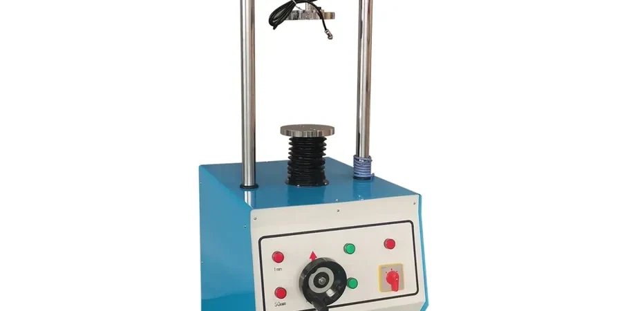 Illustrative image of Unconfined compression test (UCS) in Shepparton